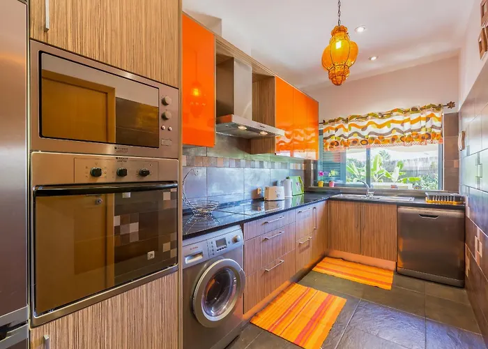 Ruinas Gamito 別荘 ギーア